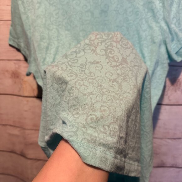 SOLD Comfy Women's blue The Northface t-shirt size Large - Picture 3 of 8